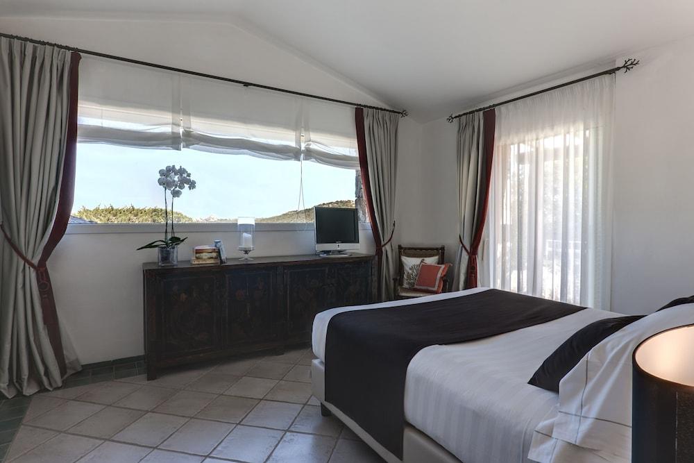 L'Ea Bianca Luxury Resort Байя Сардиния Экстерьер фото